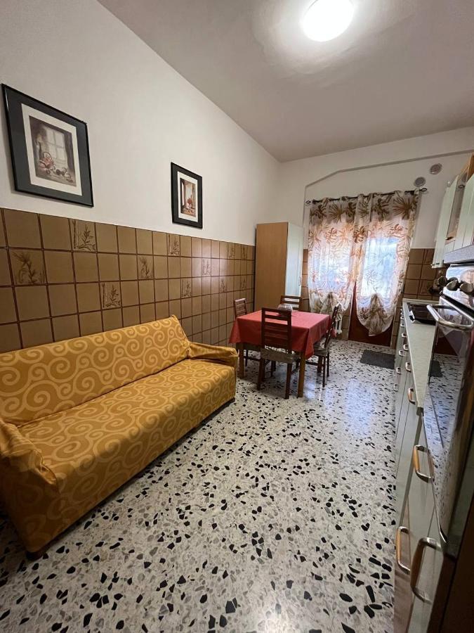 Maison Irene Apartment เมลฟิ ภายนอก รูปภาพ